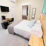 Mandra Couette-café 4*